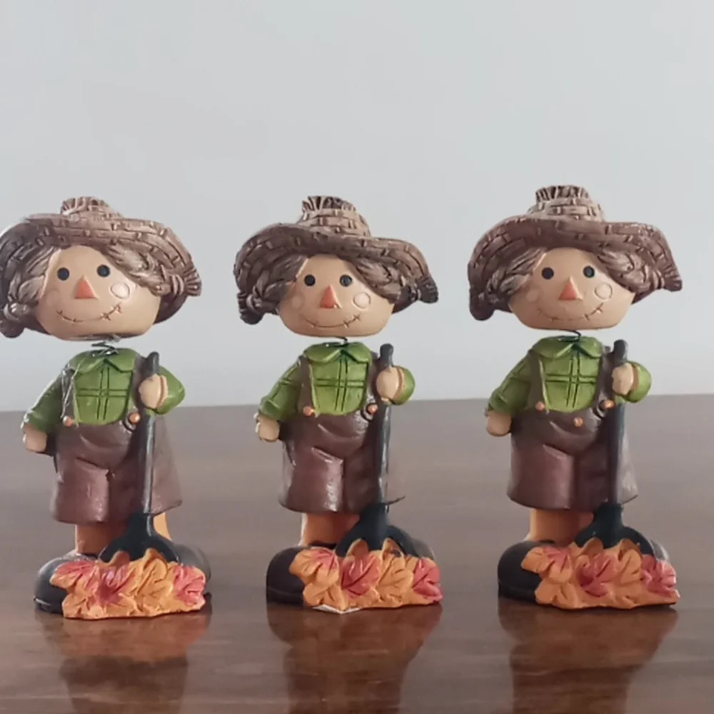 Set of 5 Ceramic Scarecrow Bobble Head Figures